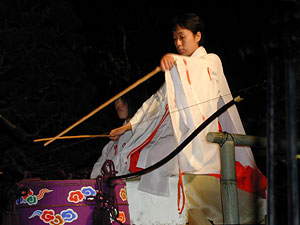 A closer view of the bow drum shows the bow and the drum.